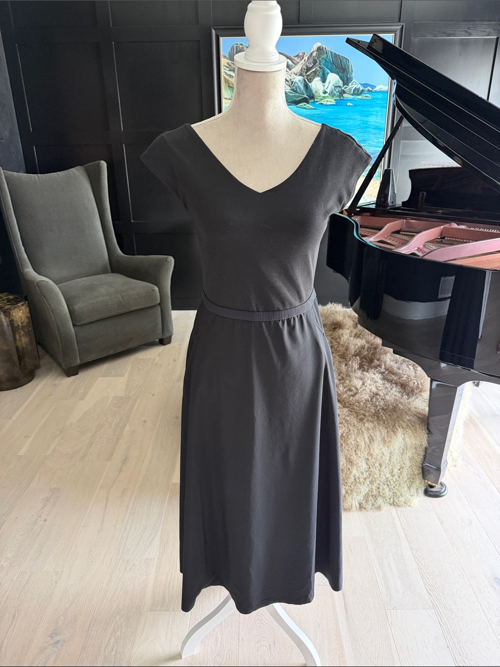 Women’s Black V-Neck Midi Dress with Fitted Waist